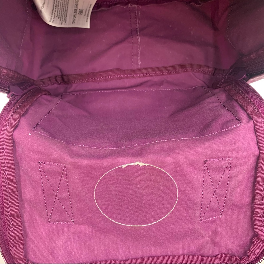 Fjällräven Kånken Purple Backpack - Picture 9 of 13
